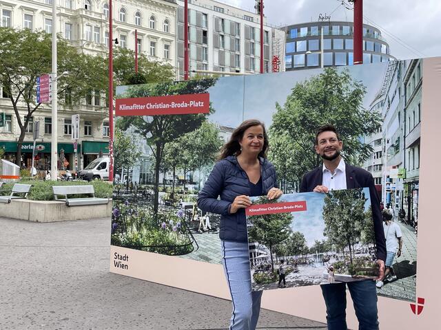 Planungsstadträtin Ulli Sima und Bezirksvorsteher Markus Rumelhart präsentieren gemeinsam die Pläne für den Platz. | Foto: Luise Schmid