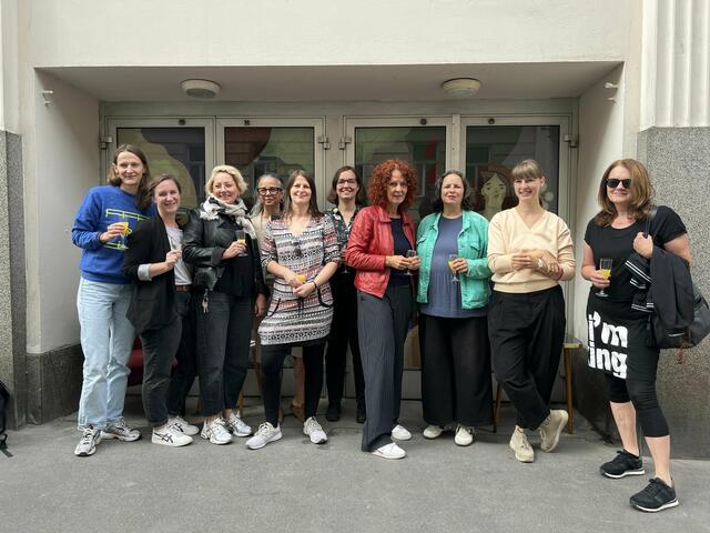 Viele Frauen waren gemeinsam an dem Projekt beteiligt. | Foto: Petra Sturma