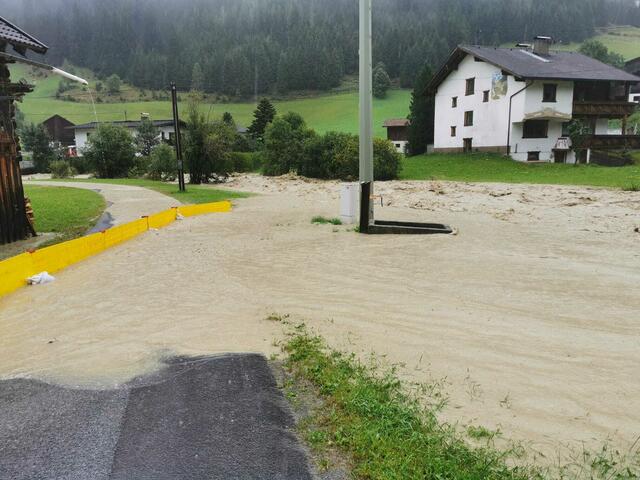 Auch Gemeindewege wurden überschwemmt. | Foto: Gemeinde St. Leonhard