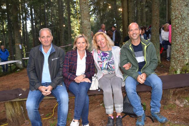 Roland und Marianne Zmug mit Karin und Peter Plasonig (von links)