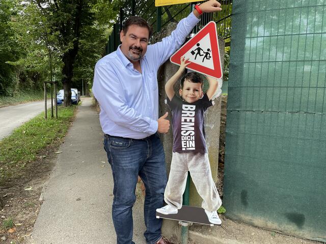 Bürgermeister Stefan Steinbichler mit "Max" | Foto: Trenker