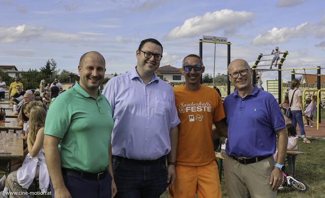 Bürgermeister Paul Frühling, Moosbrunn, Vizebürgermeister Stephan Böhm gemeinsam mit Bürgermeister Thomas Schwab. | Foto: cinemotion - Ivanek