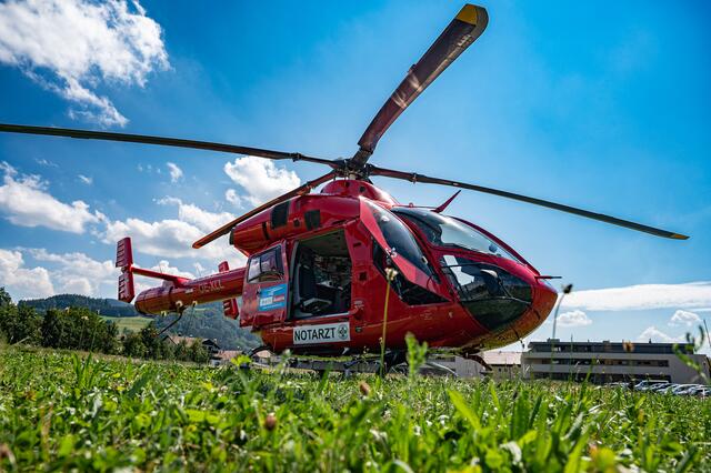 Erneuter Hubschraubereinsatz bei einem Alpinunfall im Bezirk Kirchdorf: Ein 52-Jähriger stürzte bei einer Klettertour ins Seil. Seine Seilpartnerin verhinderte einen weiteren Absturz.  | Foto: Fotokerschi.at / Kaltenleiter, Symbolfoto