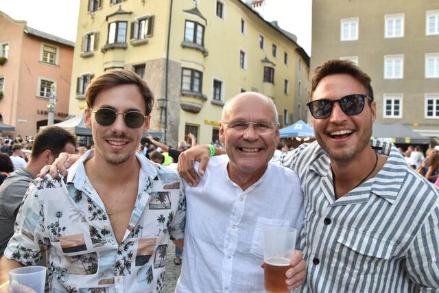 In Feierstimmung: Nico, Günter und Daniel  | Foto: Kendlbacher