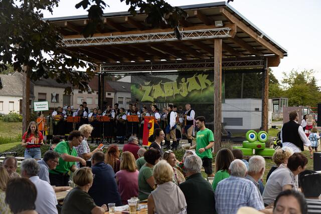 Am Nachmittag stand Folklore im Mittelpunkt | Foto: Zorica Toth