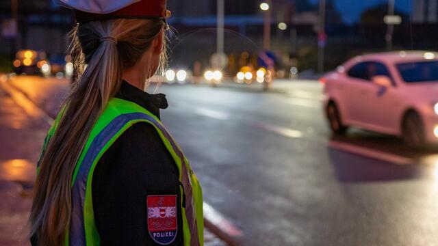 Bei Schwerpunkttkontrollen im Bezirk Gmunden gingen den Polzisten vergleichsweise wenig fahruntaugliche Pkw-Lenker ins Netz. | Foto: Symbolfoto BRS