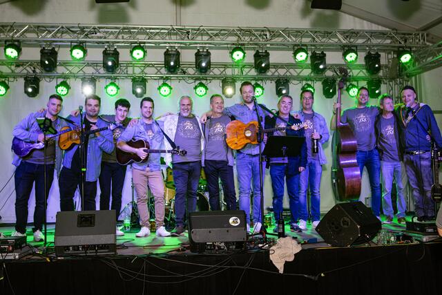 Lole gratulierten | Foto: Zorica Toth