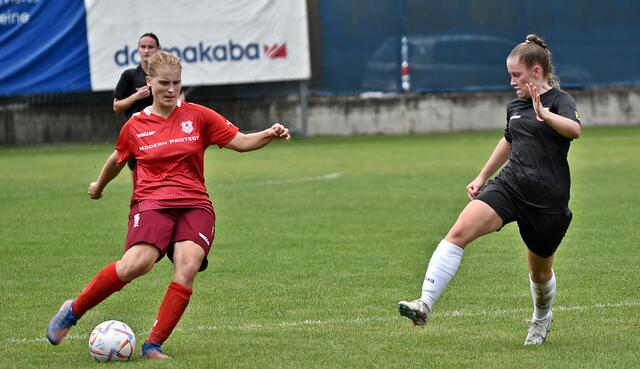
„Leonie Pfeffer: Vorbildliche Defensive“ | Foto: Alle Fotos von Navratil Thomas