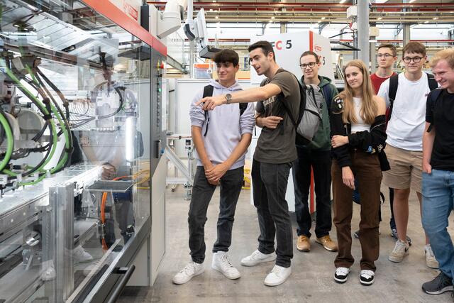 Mehr als 500 HTL-Schüler haben sich schon für den exklusiven Open Day am 14. September angemeldet. | Foto: STIWA Group
