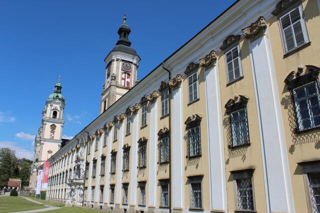 Beim Stift in St. Florian geht es los. | Foto: Anna Pechböck