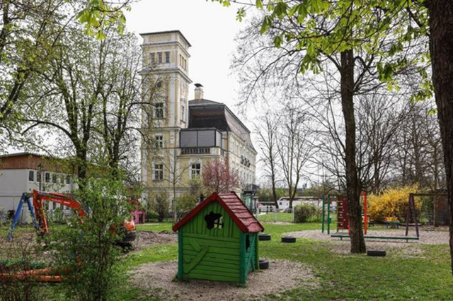 Die Poschachervilla wurde 2007 von der Stadt Linz angekauft, generalsaniert und als Kinderbetreuungseinrichtung adaptiert.  | Foto: Stadt Linz / Sturm