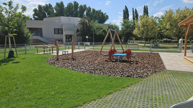 Im Seeschlachtpark steht ein Klettergerüst zur Verfügung, das darauf wartet, erobert zu werden. | Foto: ÖVP Simmering