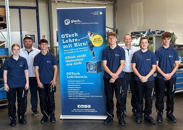 Die neuen Lehrlinge bei der Firma GTech in Ried | Foto: GTech