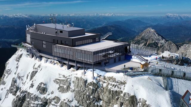 So soll die Bergstation am Dachstein aussehen: Bis Mai 2024 werden dafür rund 15 Millionen Euro in die Hand genommen. | Foto: Visualisierung Pilz &amp; Partner