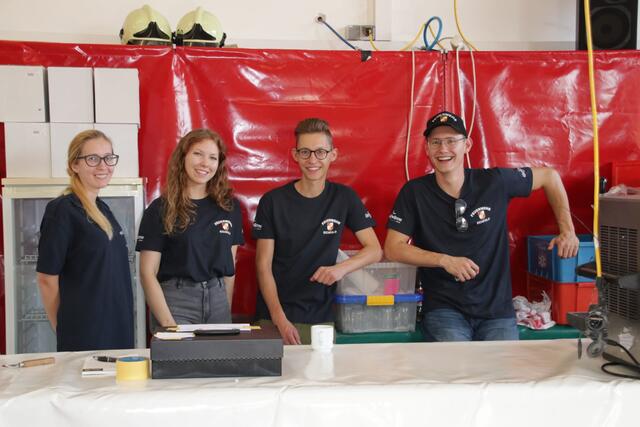 Auch an junger Einsatzkraft fehlt es der Wehr nicht.  | Foto: FF Eichfeld