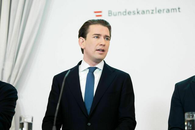 Am Mittwochabend ging die Premiere des ersten Films über Sebastian Kurz über die Bühne. Nun tut sich Kritik von Seiten der für den Film Interviewten auf. | Foto: Christopher Dunker/BKA