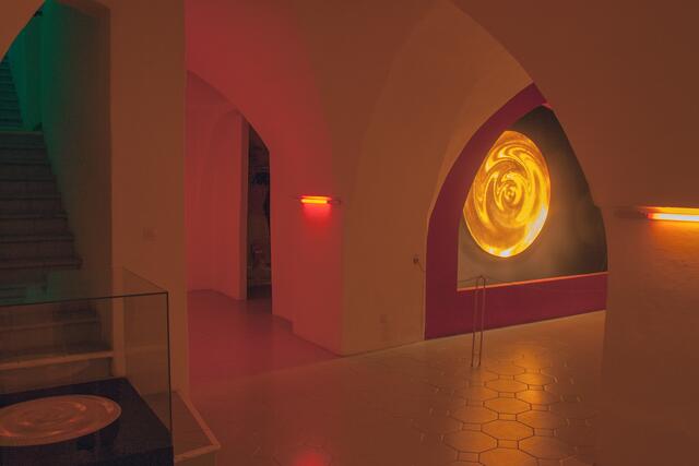 Bild # 8243: Die Eingangshalle mit "Schild des Pancratius" von Walter Schnabl | Foto: © by Ing. Günter Kramarcsik