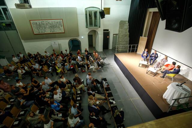 Der Salzhof in Freistadt war bestens besucht. | Foto: Academia Superior/Wakolbinger