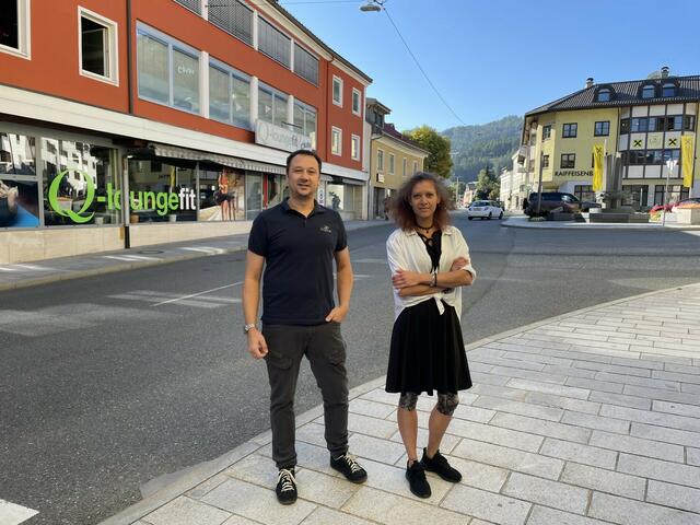 Freuen sich auf einen bunten Abend: Wirtschaftsausschuss-Obfrau Bernadette Stockhammer und ihr Stv. und Wirtschaftsbund-Ortsobmann Marc Achmüller | Foto: privat