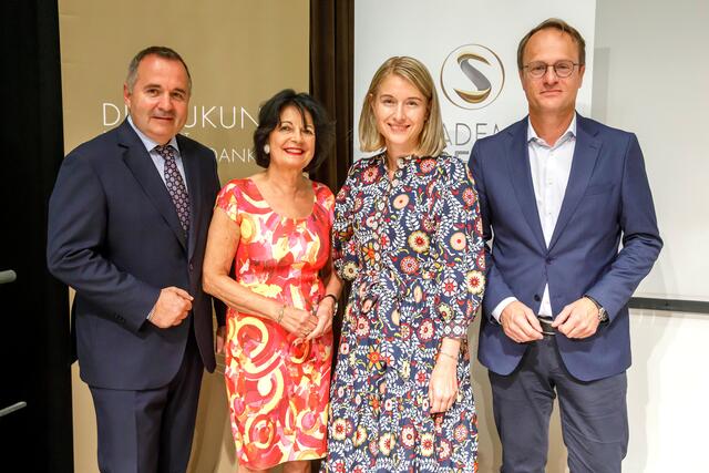 Diskutierten in Freistadt (v. l.): Paul Kimberger, Christine Haberlander, Christiane Spiel und Markus Hengstschläger. | Foto: Academia Superior/Wakolbinger