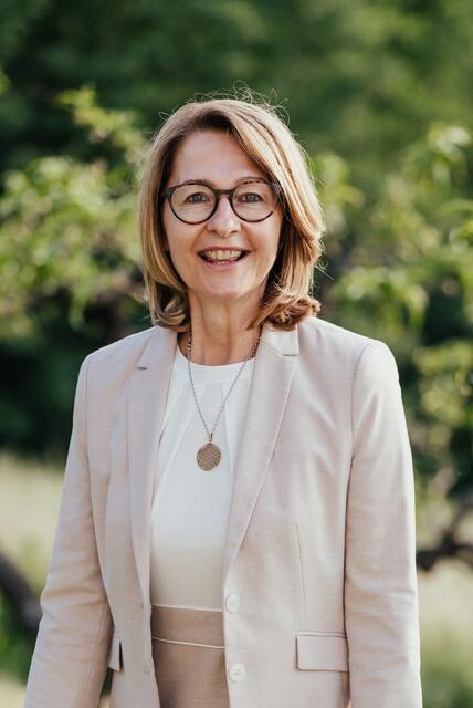 Monika Pock (ÖVP) ist seit 2022 Bürgermeisterin der Gemeinde Neuhaus am Klausenbach.  | Foto: Katharina Hafner