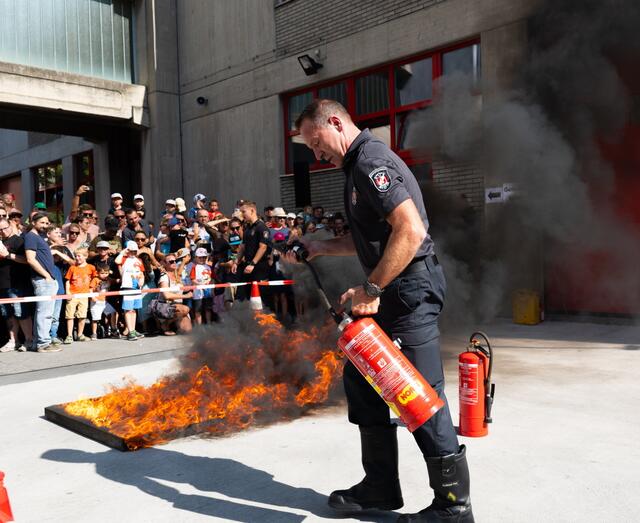  Mehrere tausend Besucherinnen und Besucher folgten der Einladung und erhielten einen exklusiven Einblick hinter die Kulissen der Feuerwehr. | Foto: BF Graz