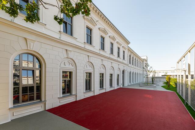 In der Nordwestbahnstraße finden Handelsschule, Handelsakademie und Oberstufenrealgymnasium des Lauder Chabad Campus ein neues Zuhause.
 | Foto: Lauder Chabad Campus