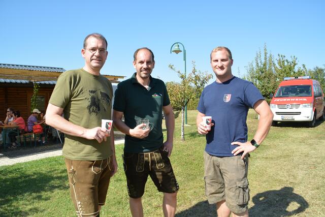 Die Organisatoren aus Rohrbach - Hans-Peter Weiss, Jagdleiter Rohrbach, Christian Weiss, Obstbauverein und Karl-Heinz Bergmann, Feuerwehr Rohrbach | Foto: Jennifer Flechl