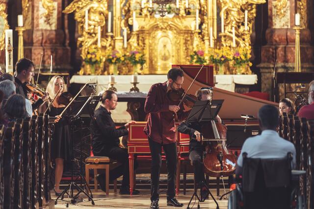 Die Pfarrkirche St. Veit am Vogau bietet ein beeindruckendes Ambiente für klassische Musik. | Foto: Reithofer Media