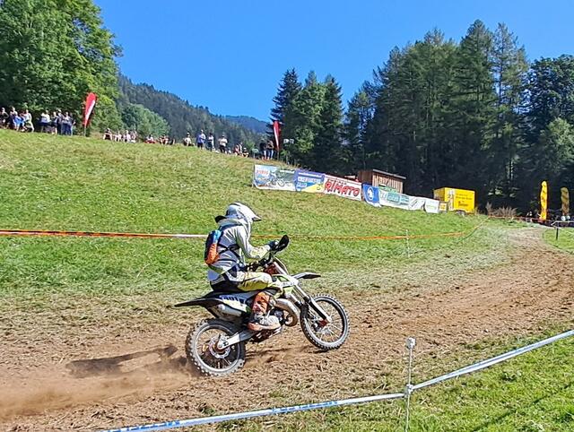 Fabian Bachler am Limit | Foto: Thomas Katzensteiner