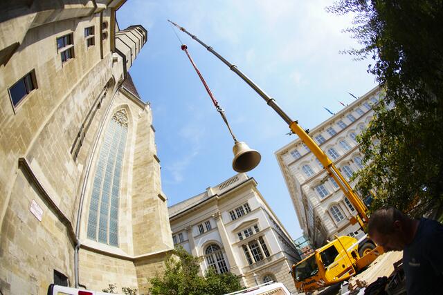Nach mehr als 100 Jahren hat die Minoritenkirche wieder ein Glockenspiel. | Foto:  EVA MANHART / APA / picturedesk.com