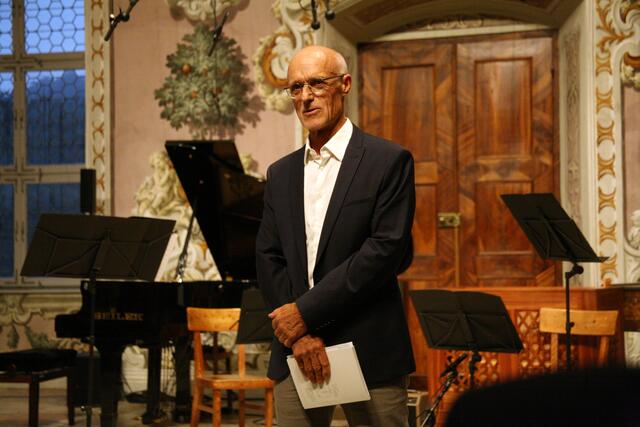 Toni Innauer ist seit Jahren mit viel Herz und Begeisterung als Obmann der Obertöne im Einsatz.