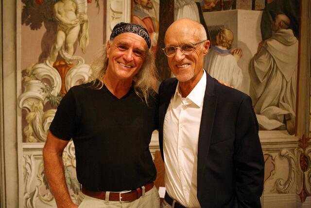 Toni Innauer und Heinz Zack, der als Fotograf nicht nur Berge, sondern auch die Auftritte der Obertöne mit seiner Kamera festhält.