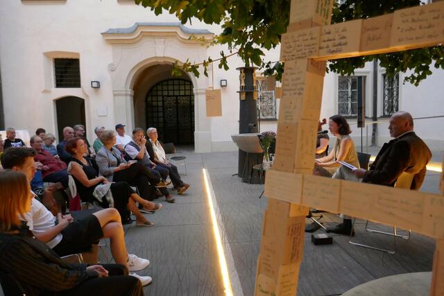 Für 50 Besucherinnen und Besucher wurde es ein besonderer Abend. | Foto: Nicola Werbanschitz
