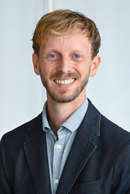 Der gebürtige Linzer Helmut Salzer studierte Humanmedizin in Graz und kann auf zahlreiche Auslandsaufenthalte – etwa in Indien oder Vietnam – zurückblicken. | Foto: Salzer/privat
