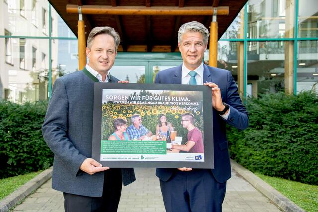 LK NÖ- Präsident Johannes Schmuckenschlager und NV Generaldirektor Stefan Jauk präsentieren die neue Herbstkampagne | Foto: LK NÖ/Eva Lechner