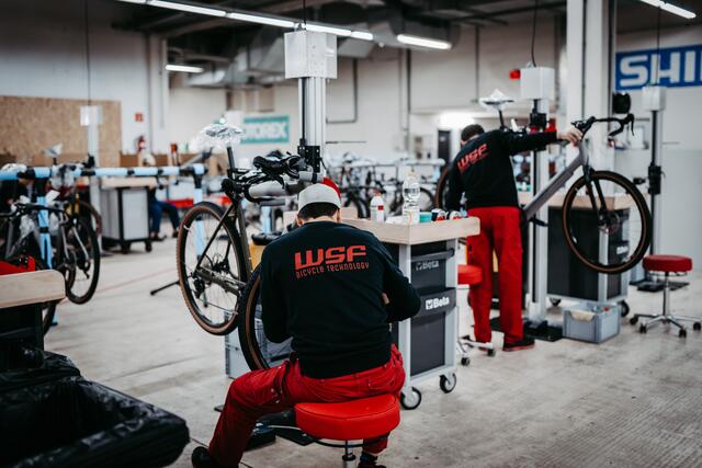 WSF will in Regau bis 2026 100.000 E-Bikes pro Jahr produzieren.  | Foto: WSF/Sabrina Perauer-Wallinger Fotografie