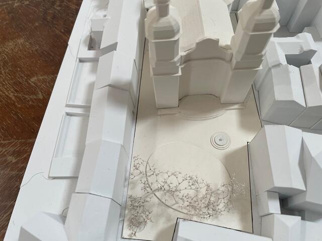 Der Eingangsbereich und der neue Vorplatz | Foto: BezirksBlätter