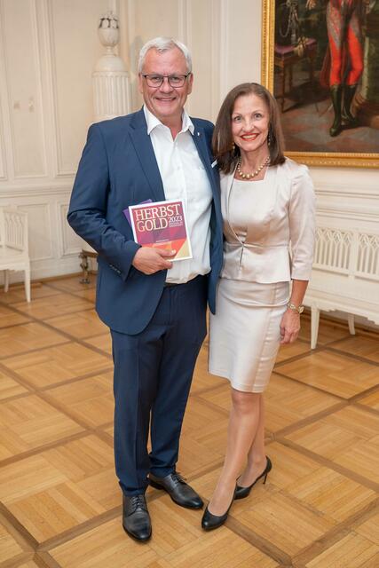 Thomas Steiner mit Ehefrau | Foto: Andreas Tischler / Esterhazy