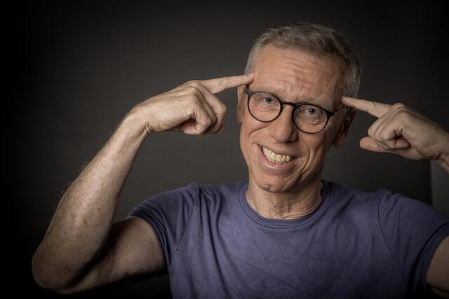 Cool: Star-Trainer Peter Stöger schaut am Mittwoch beim BFI Karrieretag vorbei und hält auch einen Impulsvortrag. | Foto: Alex List
