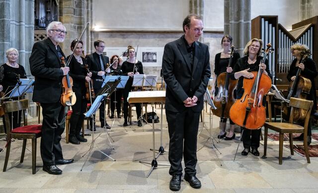 Das Ennser Kammerorchester lädt am Sonntag, 1. Oktober, um 19 Uhr zum Herbstkonzert in die Basilika Enns-St. Laurenz ein.  | Foto: Thomas Gergelyi