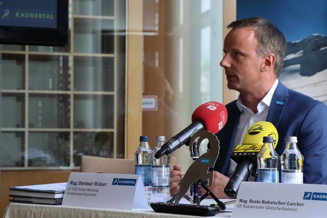 Mag. Dietmar Walser vom TVB Tiroler Oberland ist eng mit dem Tourismus im Kaunertal verbunden. | Foto: Celina Leitner