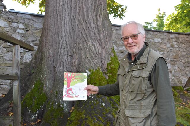 Der Experte für Gartenbau, Peter Fischer-Colbrie aus Scheibbs, setzt sich aktiv für Bäume ein und hat aus diesem Grund sogar ein Buch für Kinder herausgebracht. | Foto: Roland Mayr