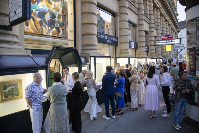 Der Andrang bei der Eröffnung der Ausstellung war groß. | Foto: Jürgen Hammerschmid