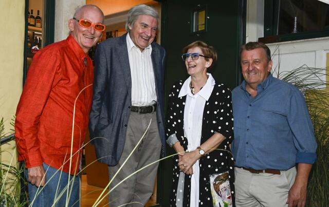 Peter Troißinger, Franz Wieser, Elisabeth Huber, Josef Kapper eröffnen die Ausstellung | Foto: Josef Geiger