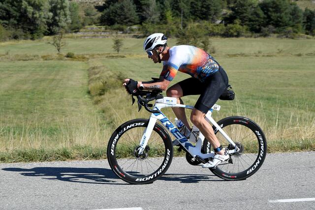 Beim Radfahren ging die Post ab – nach einer Aufholjagd notierte er die siebtschnellste Zeit und kam weit nach vorne. | Foto: privat