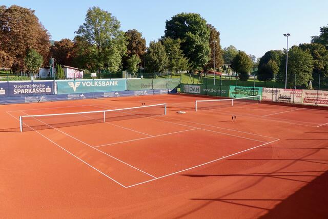Die zwei neuen Allwetterplätze des TSV Hartberg Tennis. | Foto: Alfred Mayer