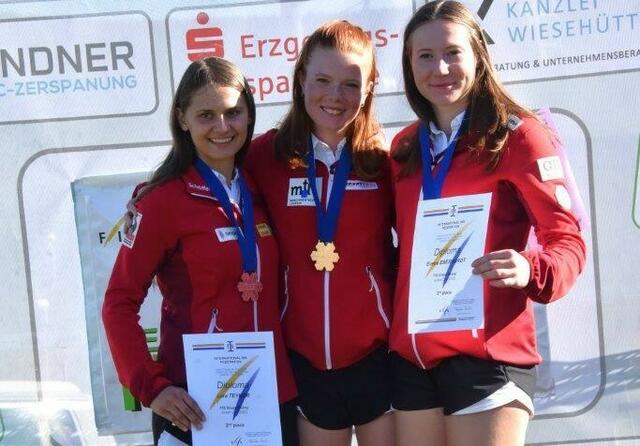 Die Top 3 in der Junioren-Gesamtwertung: Lara Teynor, Tina Hetfleisch und Emma Eberhardt | Foto: Robert Hetfleisch