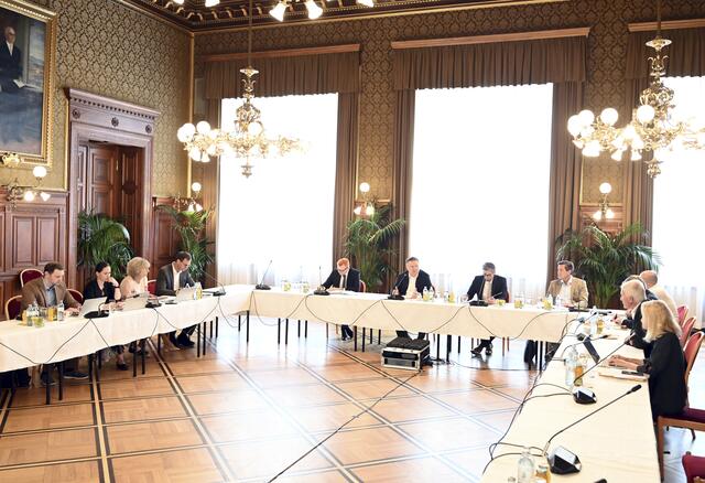 Die Landeshauptleute-Konferenz tagt am Montag bei einer außerordentlichen Sitzung und erhofft sich eine Einigung beim Finanzausgleich. | Foto: C.Jobst/PID