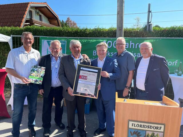 Zahlreiche Ehrengäste gratulierten zum Jubiläum. | Foto: BV21